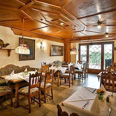 Hotel-brauereigasthof Josef Fuchs 酒店 4*