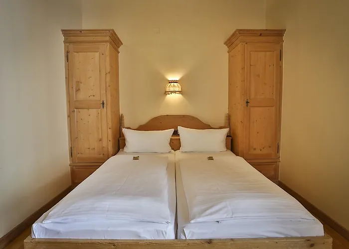 מלון Hotel-brauereigasthof Josef Fuchs Neusass